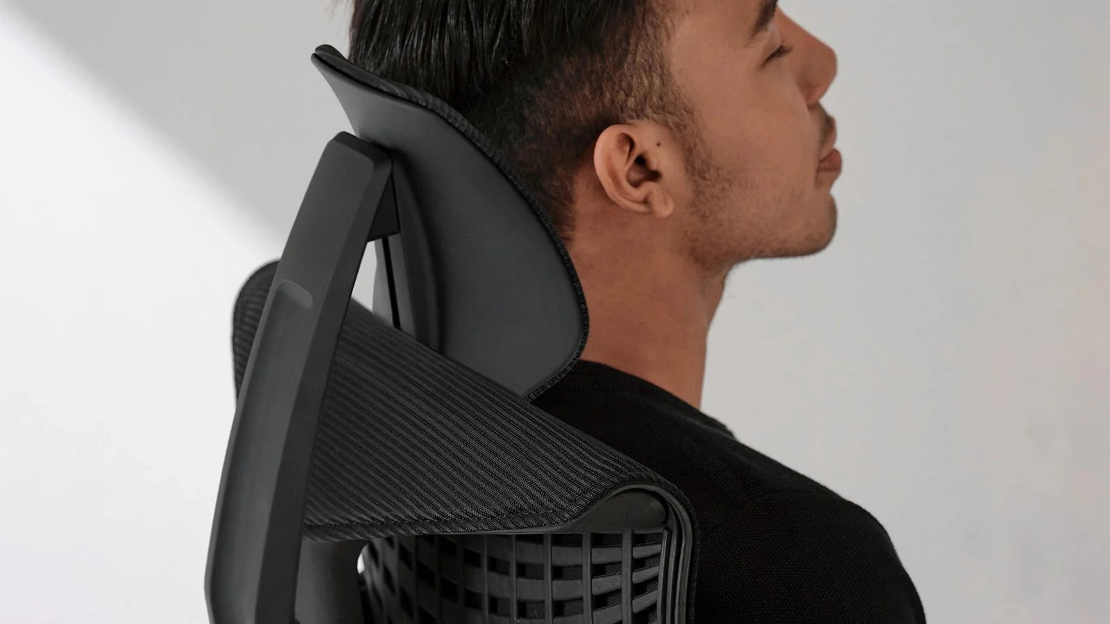 Neva Luxer Chair