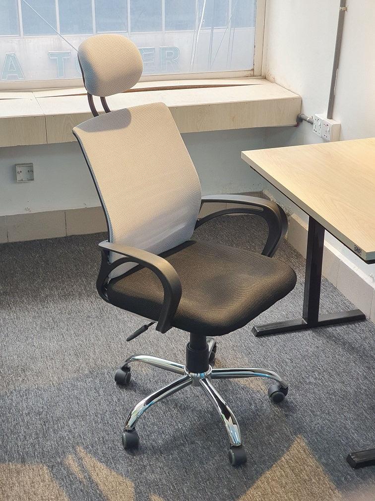 Neva Nexus Chair