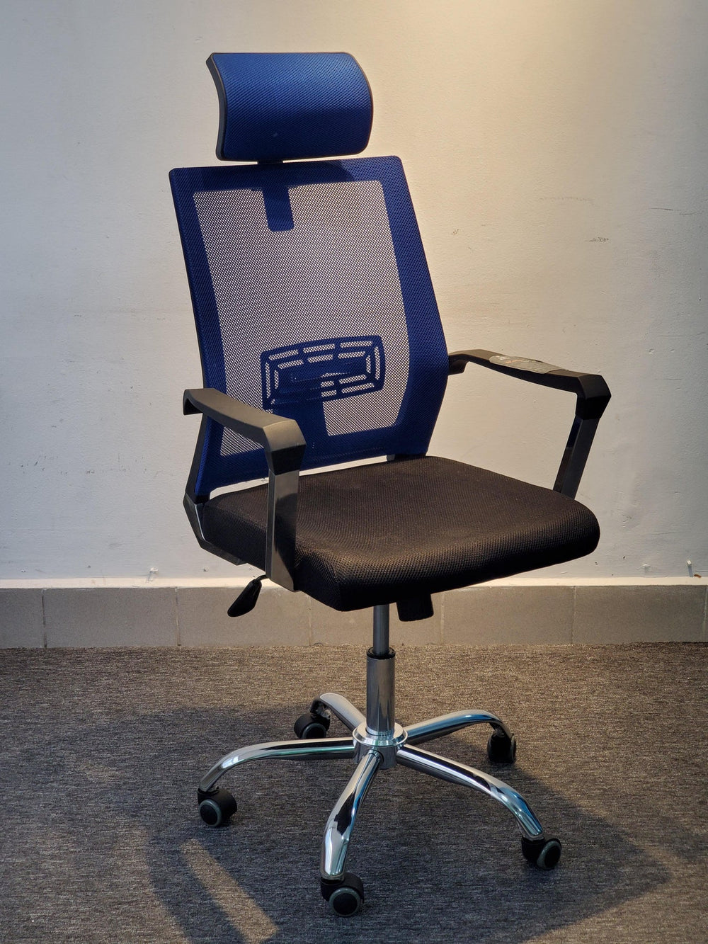 Neva Executive Mesh Chair