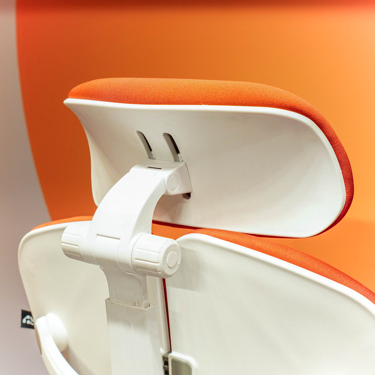 Neva Axis Pro | Premium Ergonomic Chair – Neva Furniture