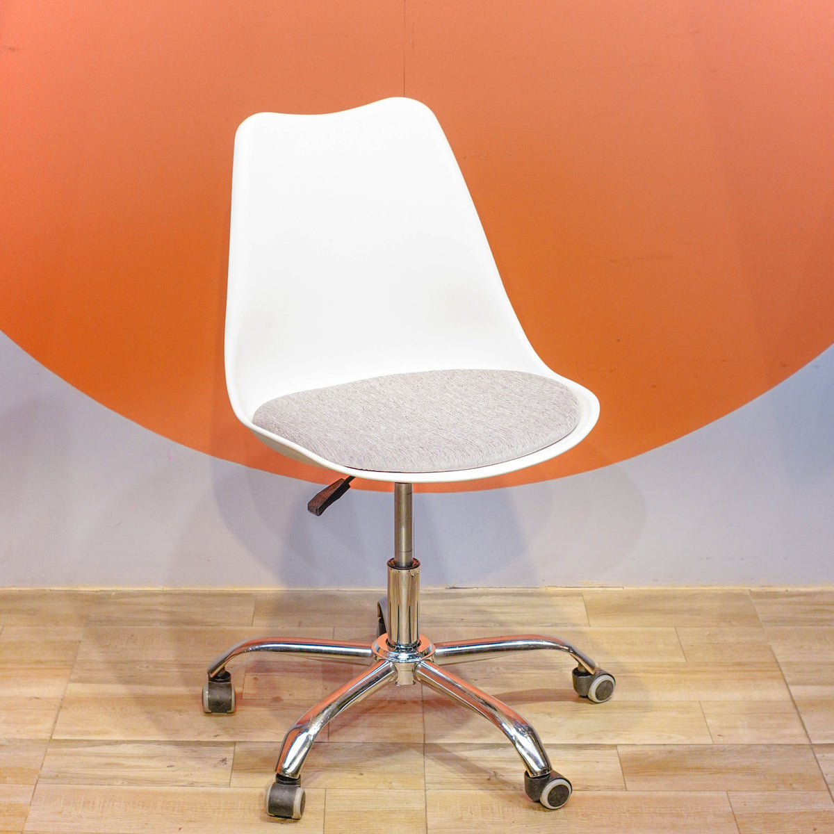Neva Tulip Revolving | Task Chair BD – Neva Furniture