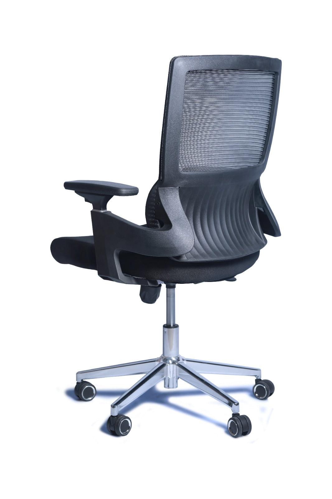 Neva Echo Chair