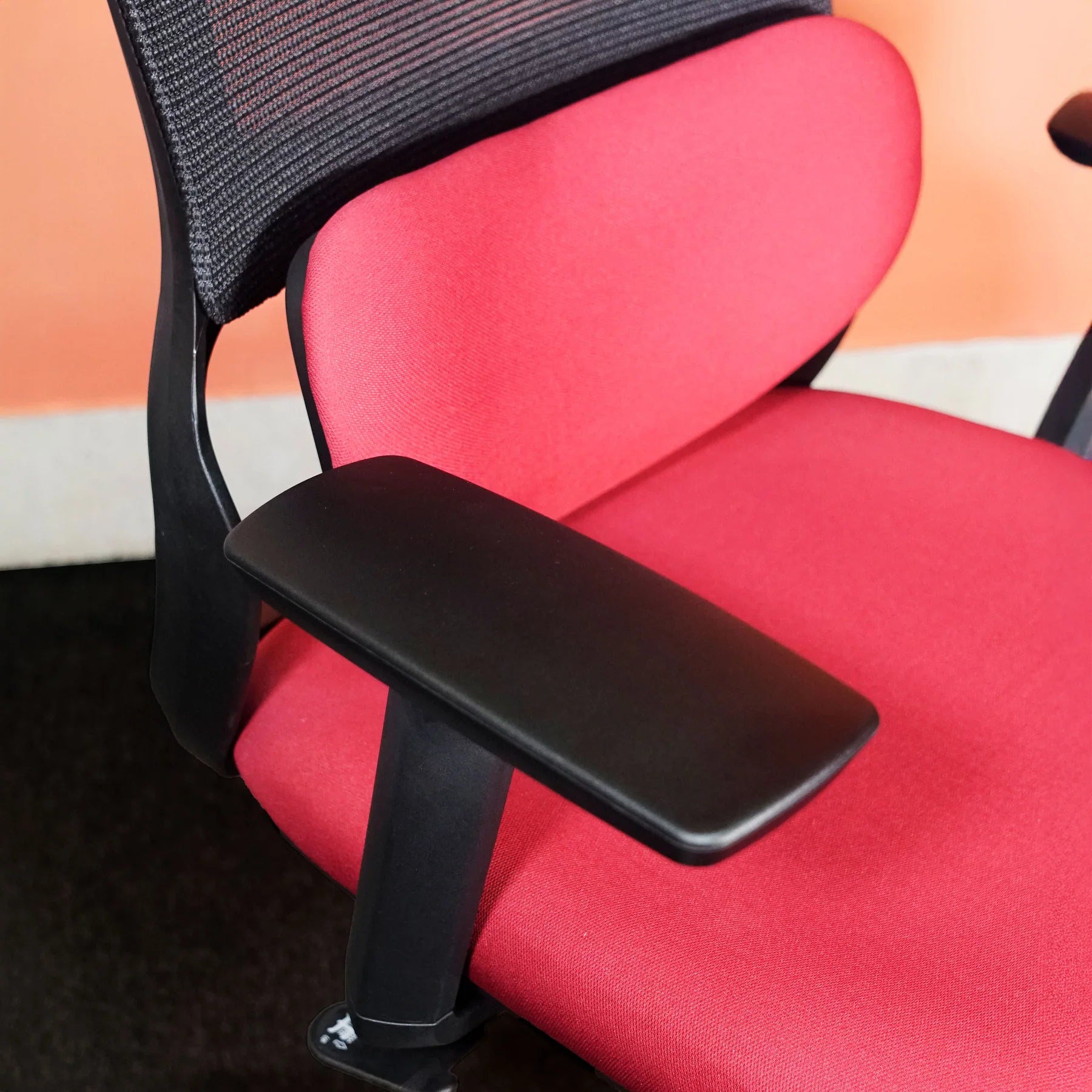 Neva Ignite Chair