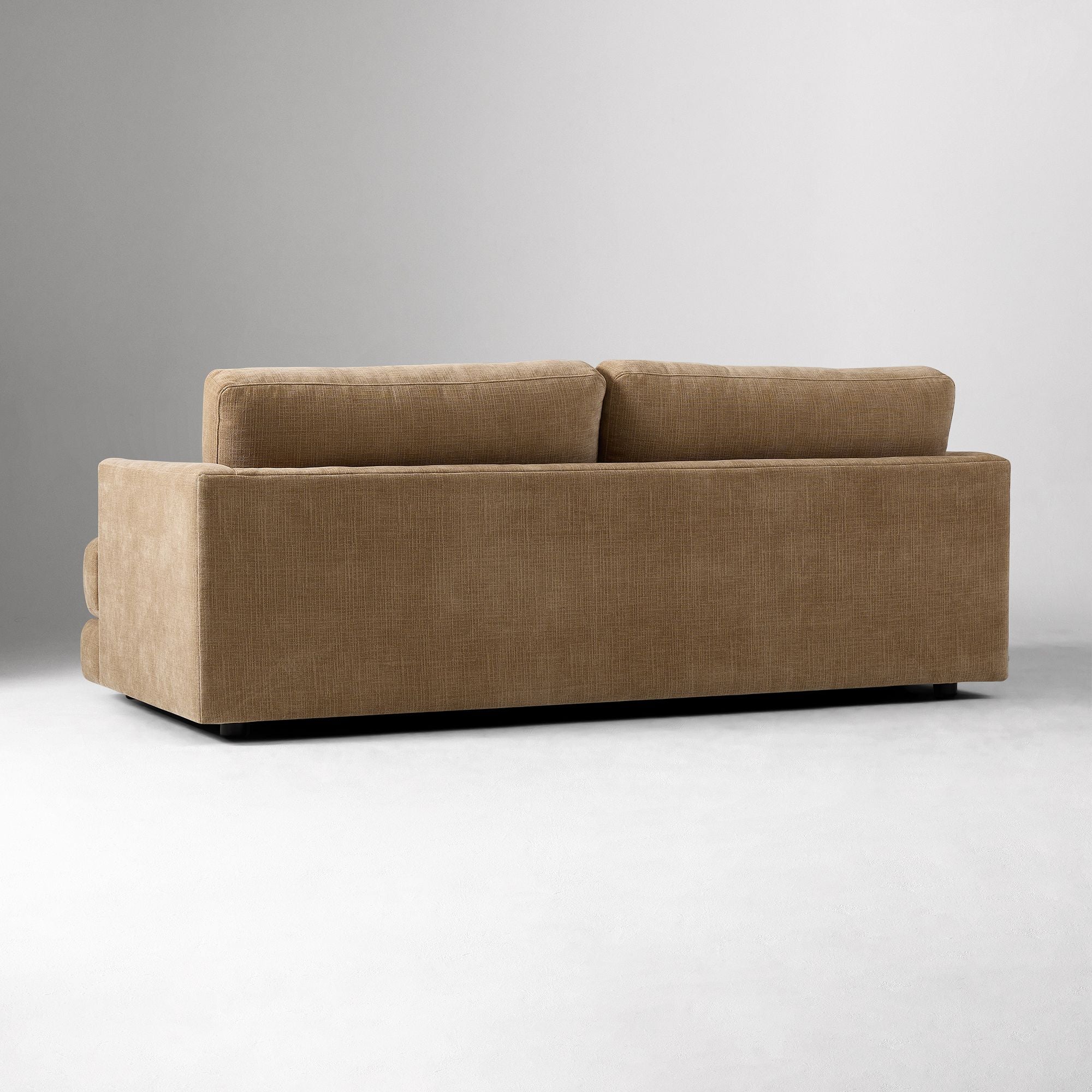 Neva Elaris Sofa